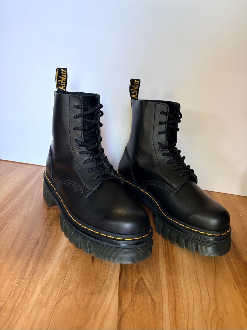 Dr. Martens Audrick Black Nappa Leather Platform Ankle Boots size 8 - Picture 3 of 14